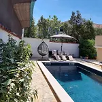 Apartament Casa Mia Sabunike A2 *