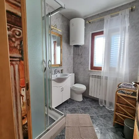 Casa Mia Sabunike A2 * Nin